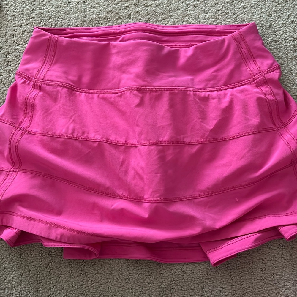 RARE Lululemon Sonic pink size 2 pace rival skirt